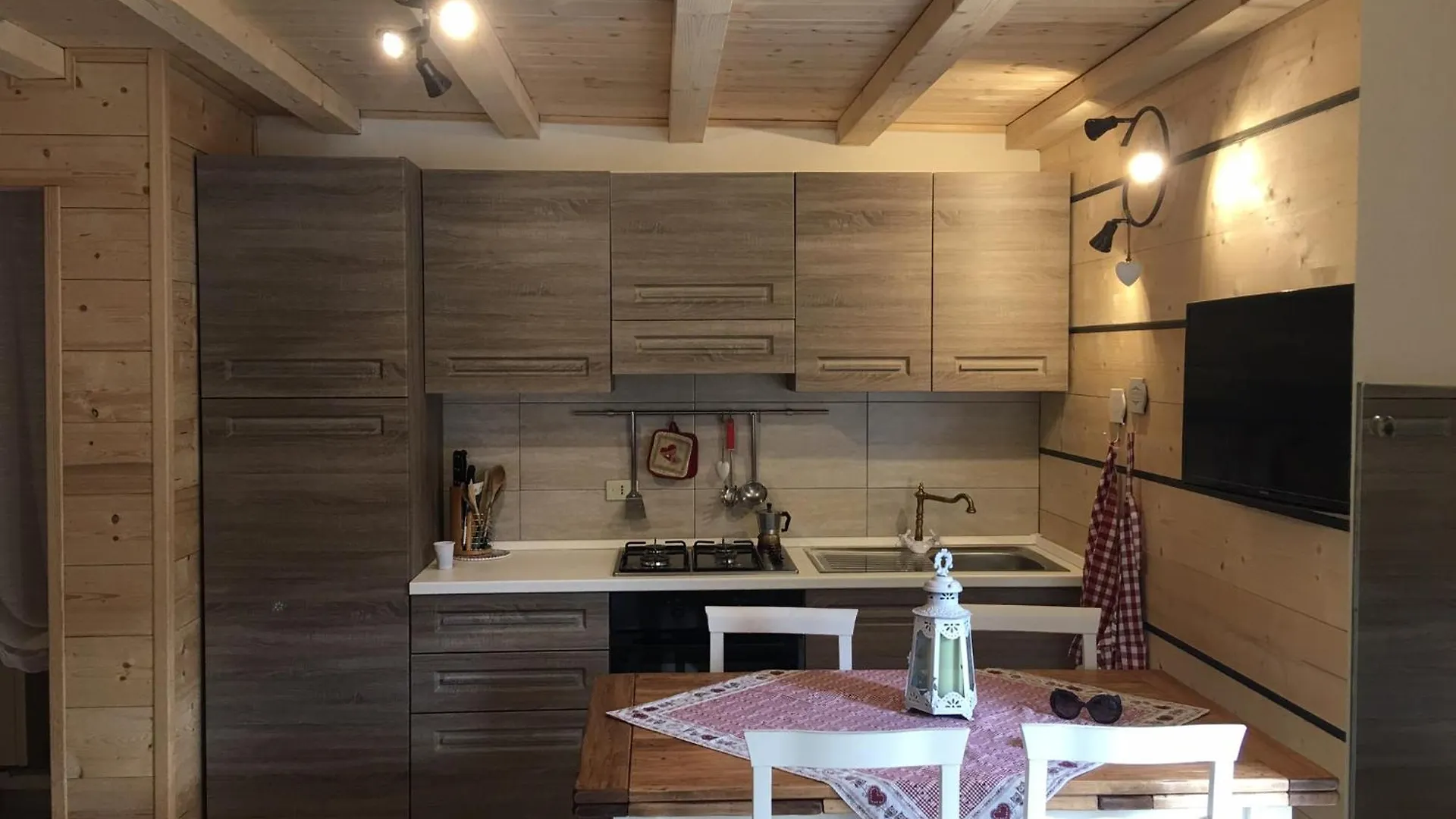 Appartamento In Centro A Ponte Di Legno contacts